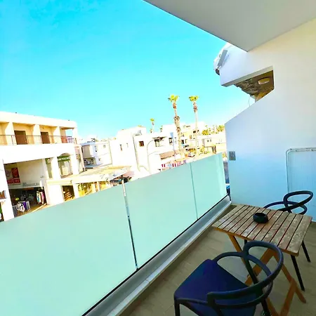 Διαμέρισμα Cozy Sunny Breeze Studio *