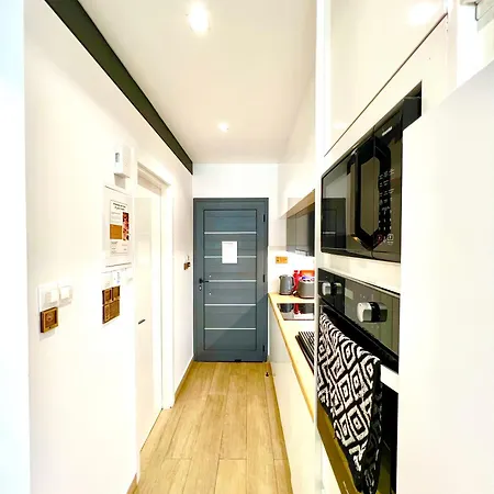 Cozy Sunny Breeze Studio *